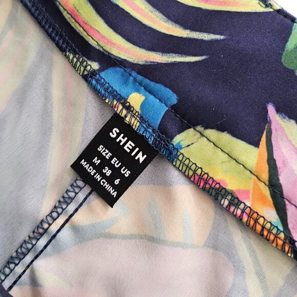 SHEIN Womens Tropical Print High Rise Shorts, Size Medium - Picture 7 of 8
